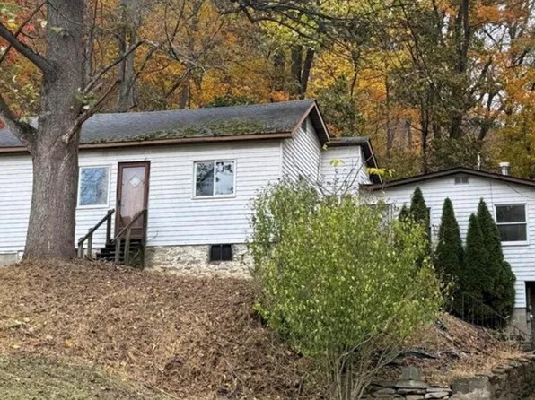 4589 Harmon Creek Road, Colliers, WV 26035