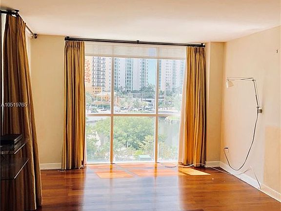 3rd image of 16400 Collins Ave APT 842