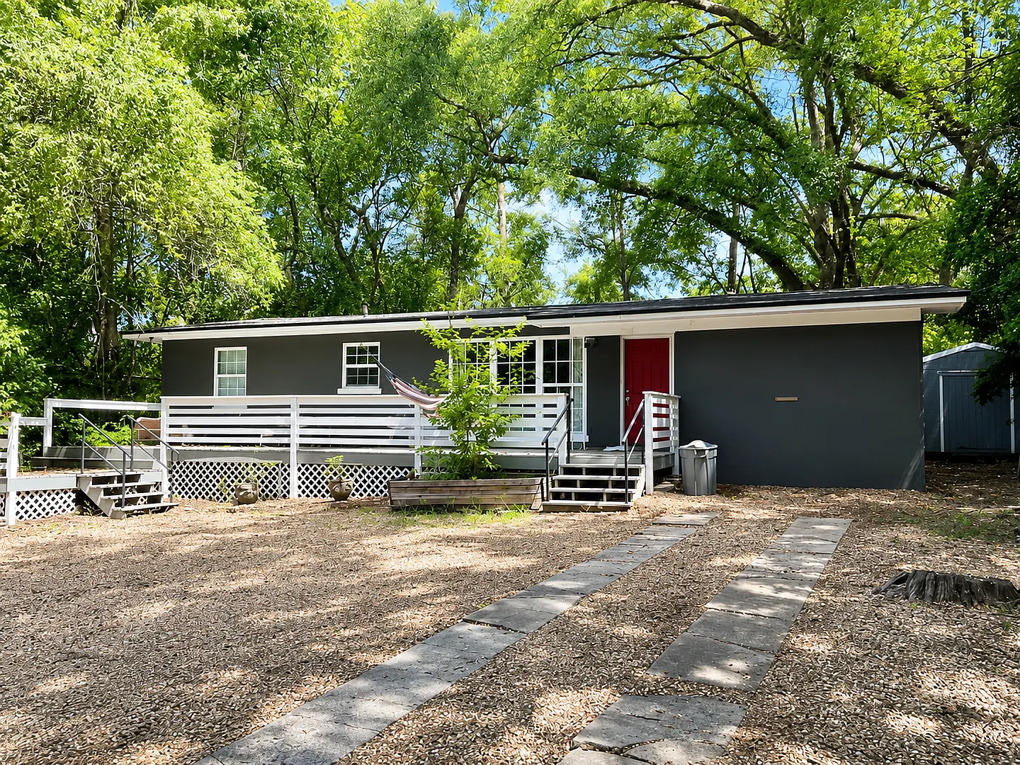 4 Bedroom House Close to FSU Campus! — Photo 1