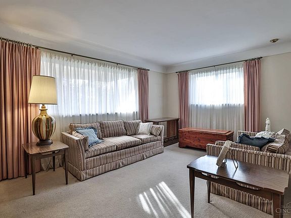 4th image of 5536 Antoninus Dr