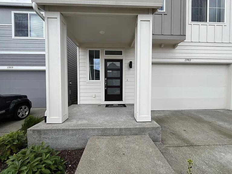 13911 SW 172nd Ave — Photo 4