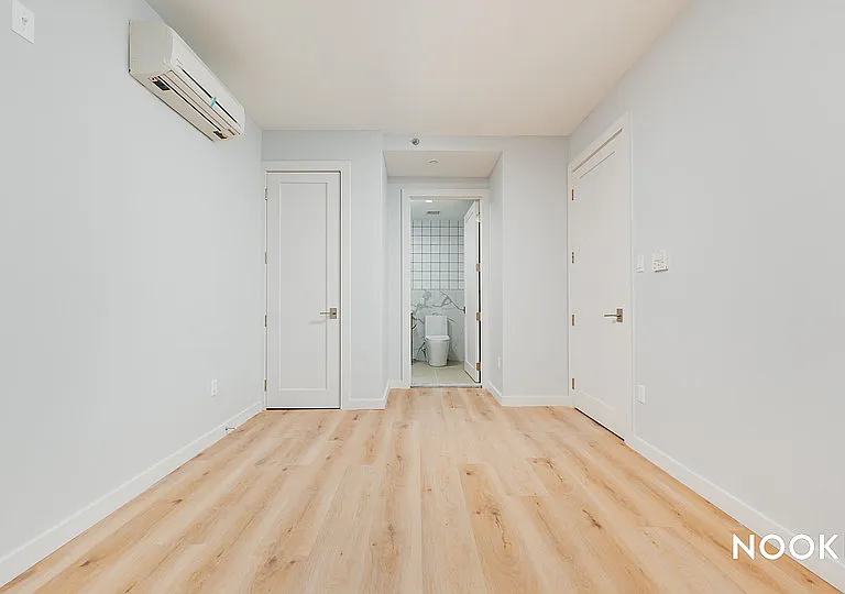 68 Gold St #4W — Photo 12
