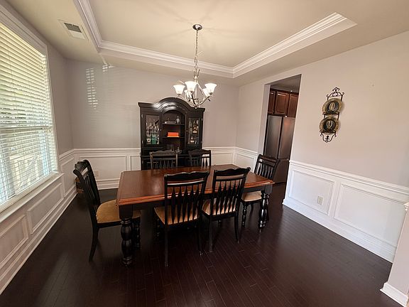 3rd image of 103 Farmers Folly Dr