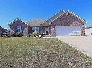 1371 E View Ridge Dr, Cape Girardeau, MO 63701
