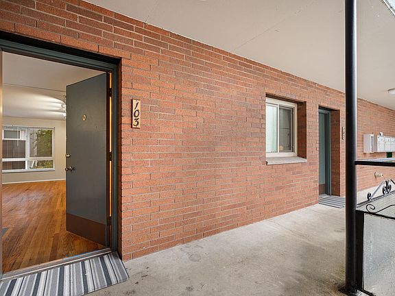 4th image of 5247 15th Ave NE #17522912