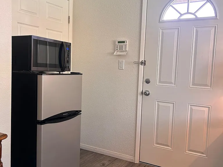 22713 Lugar De Oro Dr #B — Photo 13