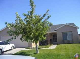 1324 Bradford Ave, Rosamond, CA