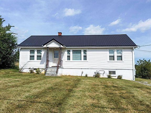 3rd image of 585 Cassell Rd