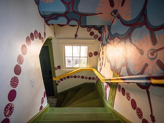 entry stairwell