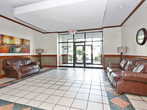 4th image of 678 Warburton Ave APT 1G