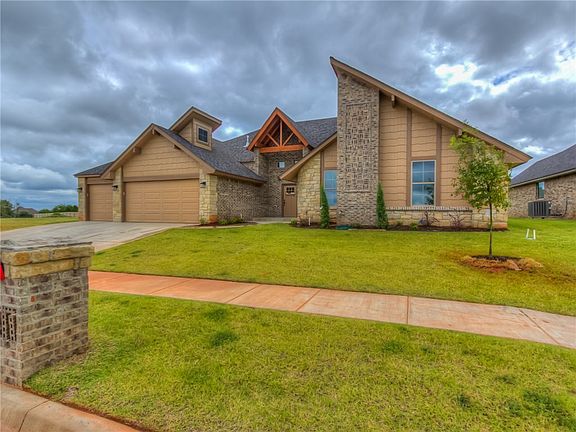4th image of 3912 Wedgewood Creek Dr