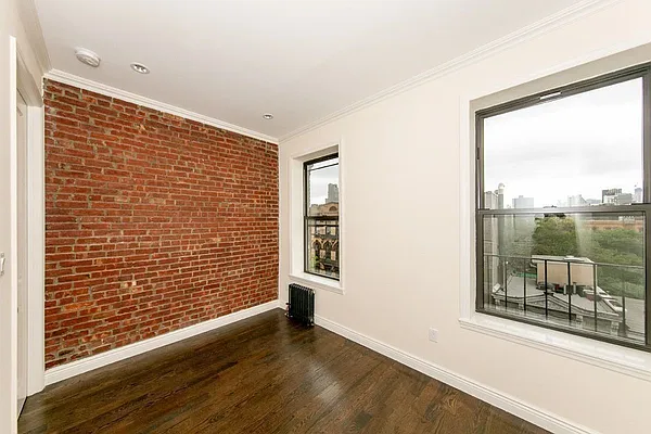 Rented by Voro New York | media 17