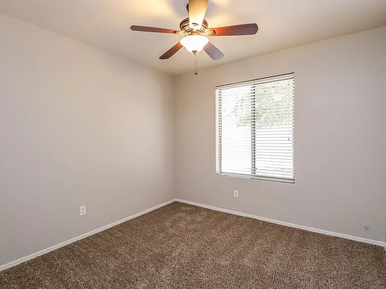 11026 E Delta Ave — Photo 11