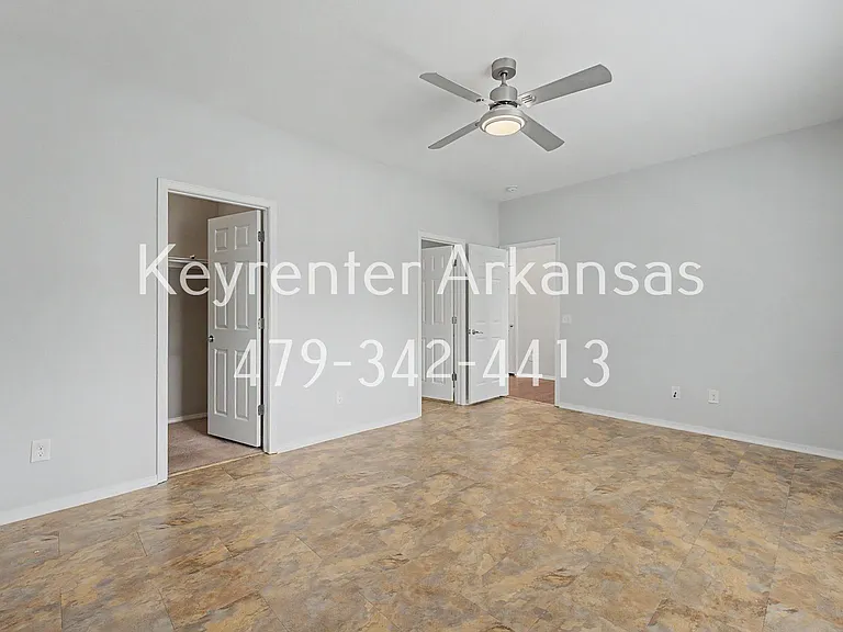 4435 W Pecan St — Photo 10