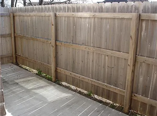 2327 Cornell Dr — Photo 13