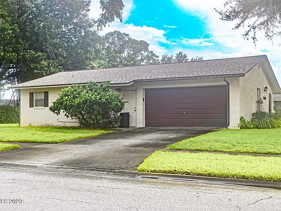 5th image of 3805 Valley Ln