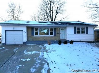 37 Bel Aire Dr, Springfield, IL 62703