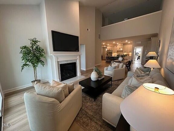 5th image of 2205 Wigan Ln