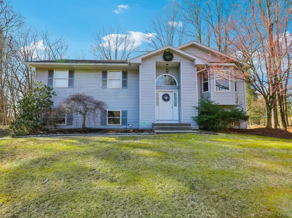 403 Haverstraw Road, Suffern, NY 10901