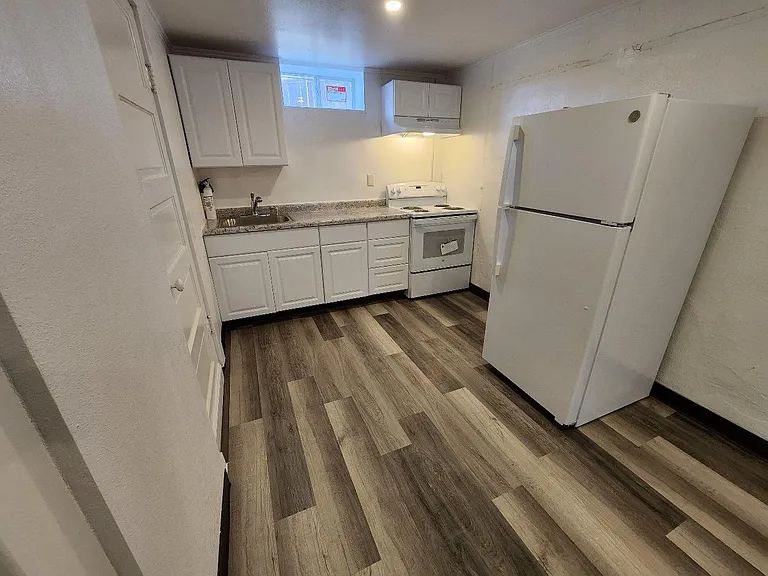 615 N 8th St #1 — Photo 8