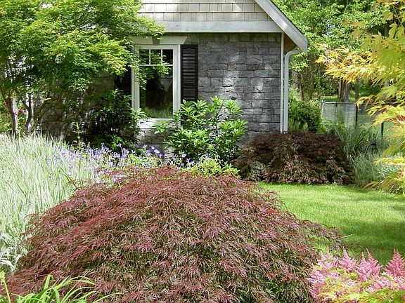 Detached Office in Full Bloom