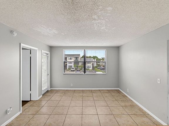 5th image of 738 Executive Center Dr #21-10-21