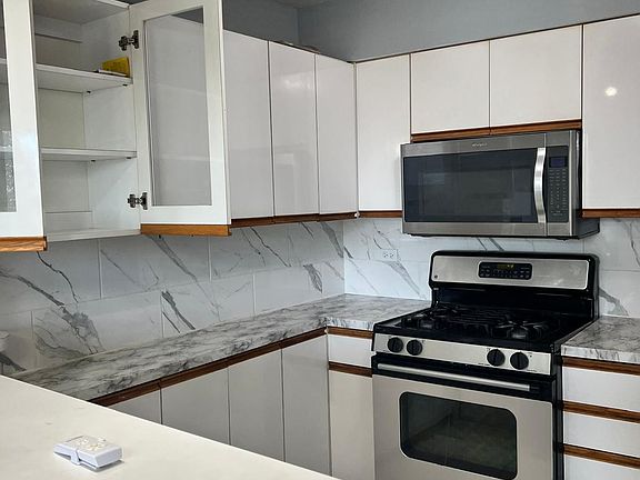 3rd image of 1475 Rebecca Dr APT 316