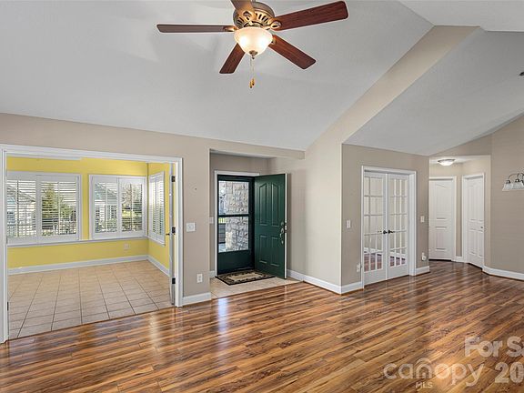 5th image of 31 Braeburn Way