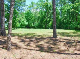 9281 W Lake Rd SW, Calabash, NC 28467