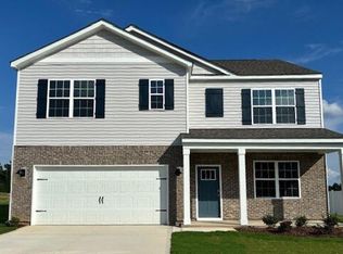 950 Misty Creek Dr, Aberdeen, NC 28315