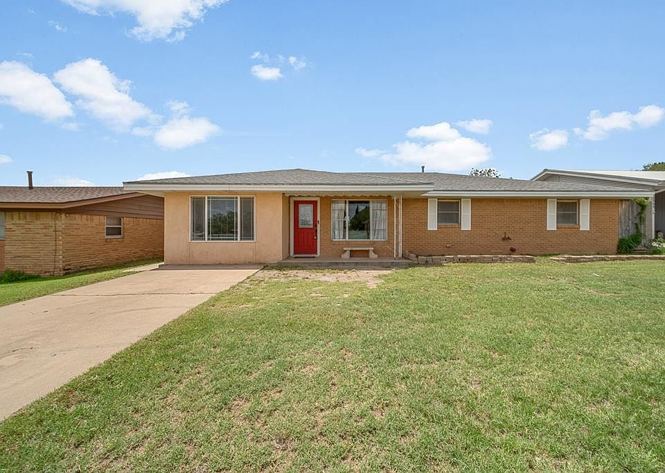 1st image of 2902 Cactus Dr