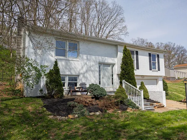 1012 Stoutsville Pike, Circleville, OH 43113