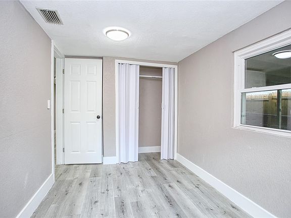 5th image of 5433 Vanderlin St