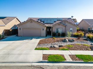 756 Crescent Ct, Lemoore, CA 93245