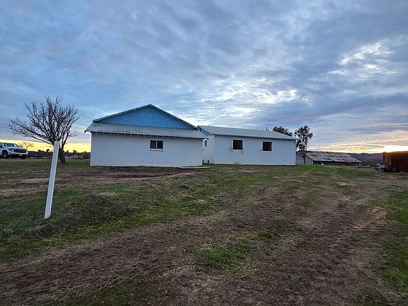 3rd image of 4221 Buena Vista Dr