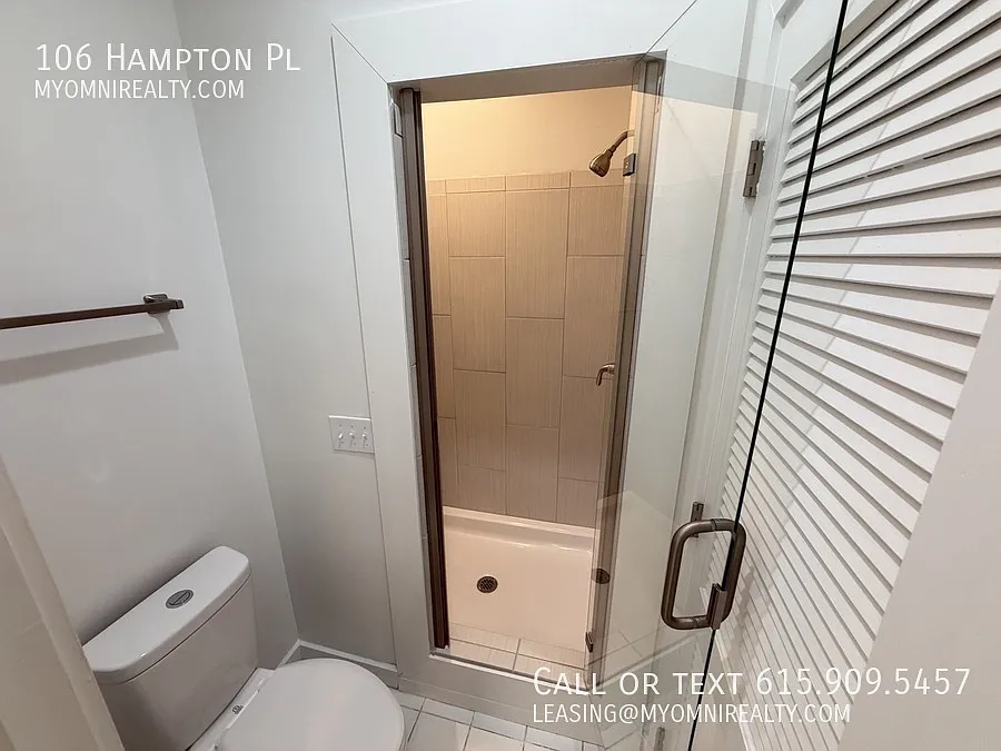 106 Hampton Pl — Photo 4