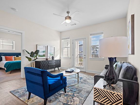 5th image of 900 Graces Reserve Cir #67560f9f4