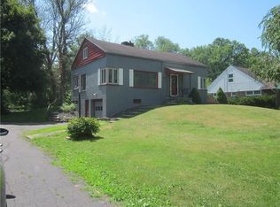 603 Ridgemont Dr, Rochester, NY 14626