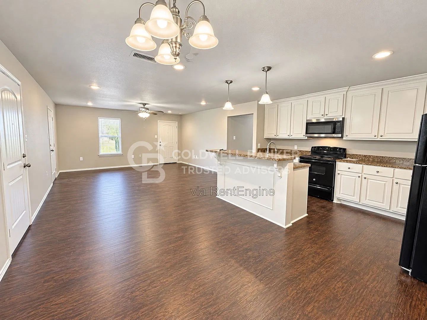 3 bed, 2.0 bath, 1519 sqft, $1,225 — Photo 3