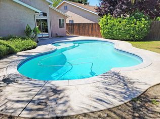 2273 Hanson Ave, Clovis, CA 93611