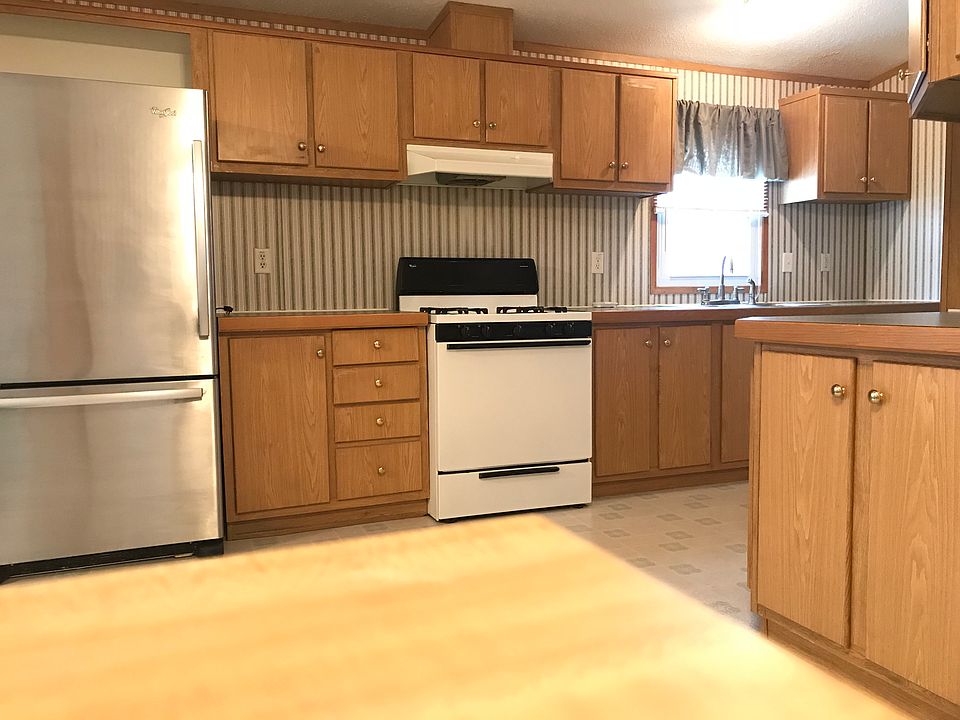 1st image of 207 Garden Dr