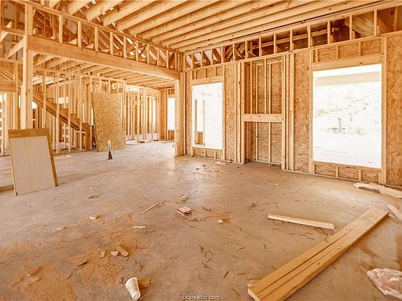 4th image of 4801 Coopers Hawk Dr