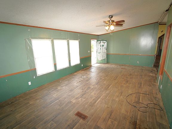 5th image of 160 Kate Riley Ln