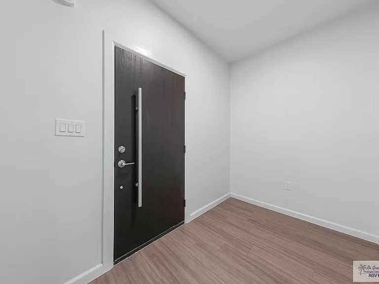 165 W Ruben M Torres Blvd — Photo 2