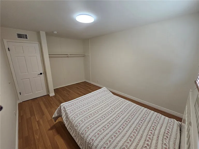 6683 Gross Ave — Photo 24