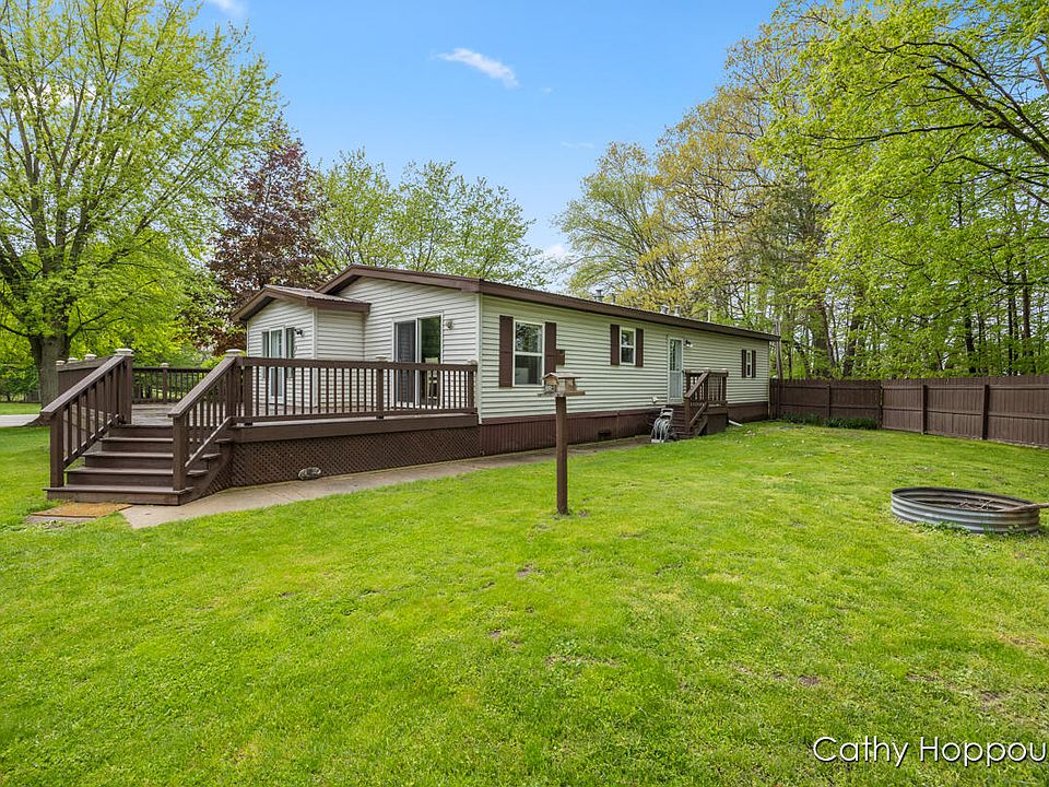 2146 W Howard City Edmore Rd, Six Lakes, MI 48886 Zillow