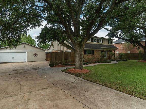 3rd image of 2126 Whatley Dr