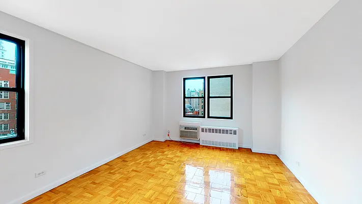 Rented by R New York | media 5