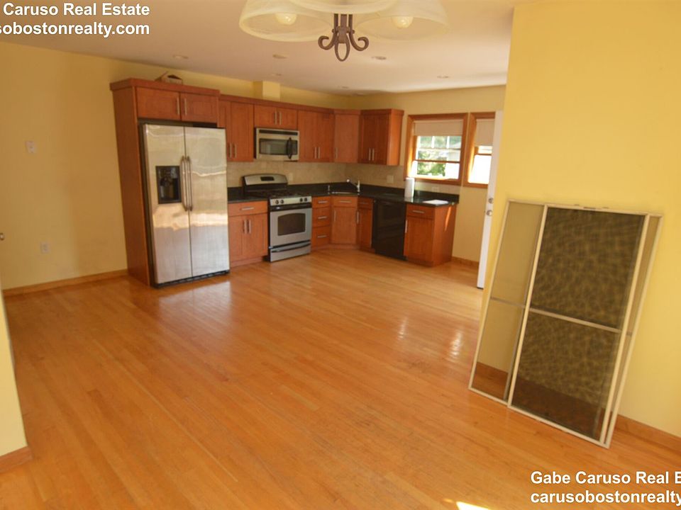 living dining area