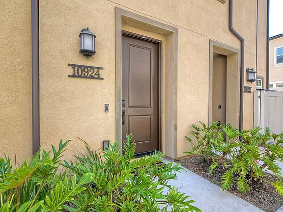 5th image of 10924 Jericho Way